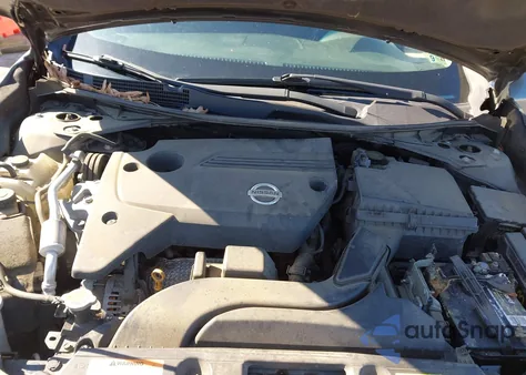 2015 Nissan Altima 2.5 S из США, поврежденный, VIN 1N4AL3AP8FN909520